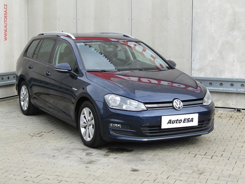 Volkswagen Golf (2016) 1.0 TSi, Navi - fotografie inzerátu
