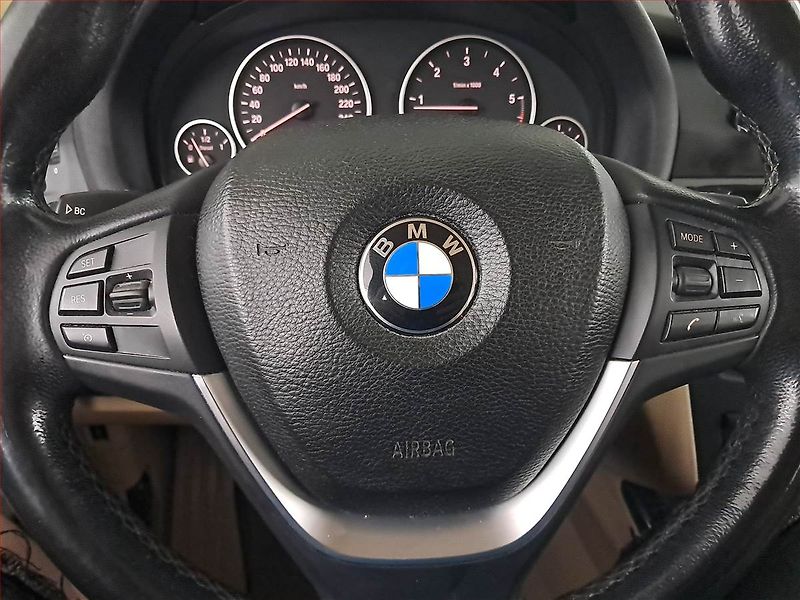 BMW X3 (2014) xDrive20d, 4X4, Automat, Kůže - fotka 20 z 21