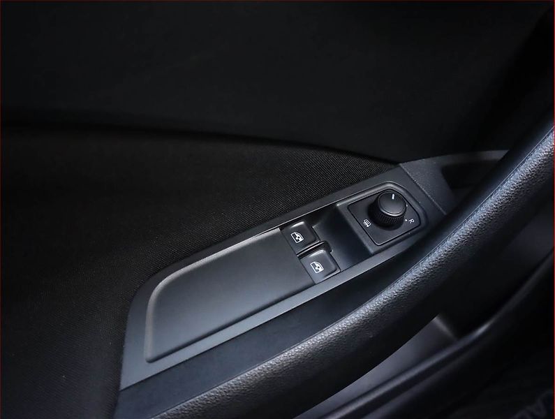 Škoda Scala (2020) 1.0 TSI, Serv.kniha, Tempomat - fotka 13 z 15