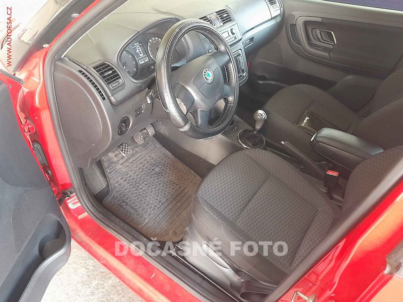 Škoda Fabia (2011) 1.2 TSi, ČR - fotka 3 z 3