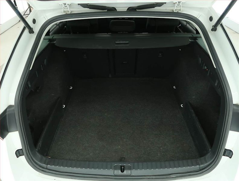 Škoda Octavia (2020) 2.0 TDI, ČR,1.maj, Tempomat - fotka 14 z 19