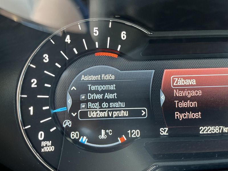 Ford S-MAX (2021) 2.0EcoTAŽNÉ*LIFT*2KAMERA*SPORT - fotka 27 z 42