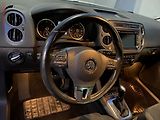 Volkswagen Tiguan (2011) 2.0TDi 4x4, ČR, Sport, DSG - náhled 12