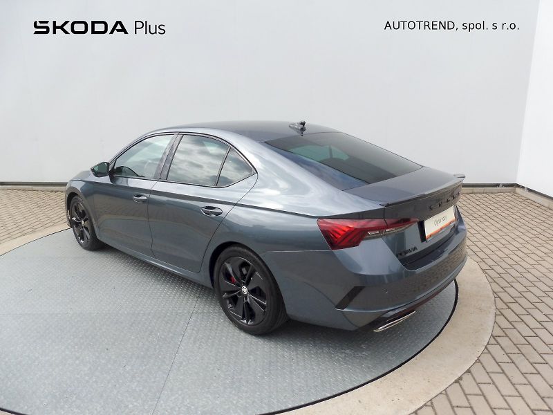 Škoda Octavia (2021) 2,0 TSI 180kW DSG - fotka 27 z 29