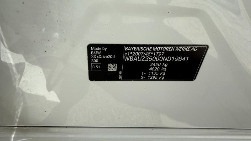 BMW X3 (2019) BMW X3 xDrive 20d po 1.majitel - fotka 27 z 37