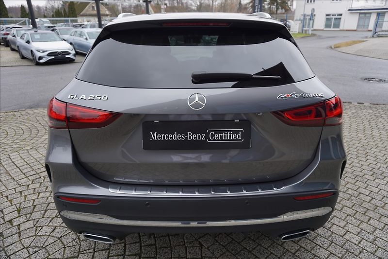 Mercedes-Benz GLA 2,0 250 4M neodpočtové - fotka 5 z 18