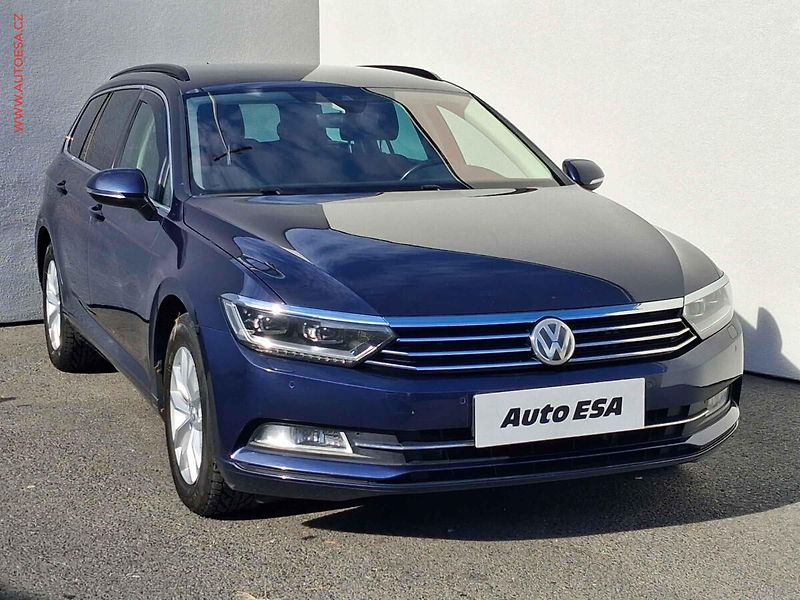 Volkswagen Passat (2016) 2.0 TDi, LED, navi, park - fotografie inzerátu