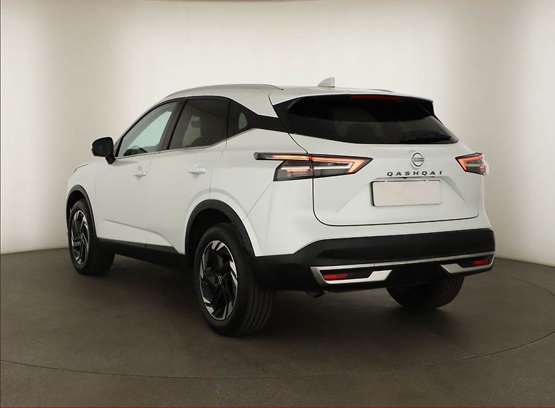 Nissan Qashqai (2025) 1.3 DIG-T MHEV, N- Connecta - fotka 4 z 16