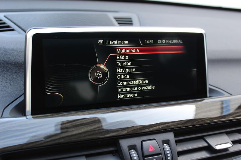 BMW X1 xDrive25d - fotka 18 z 27