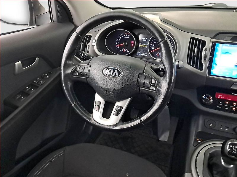 Kia Sportage (2014) 1.6 GDI, Tempomat - fotka 7 z 18