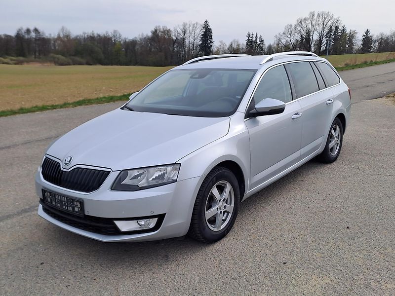 Škoda Octavia (2014) 1.6 TDi DSG PĚKNÝ STAV - fotka 1 z 33
