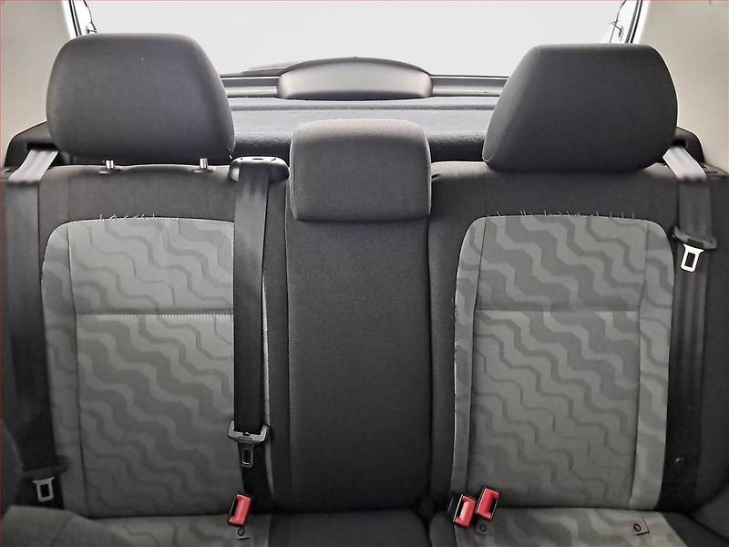 Škoda Fabia (2009) 1.4 TDI, rezervace - fotka 10 z 13
