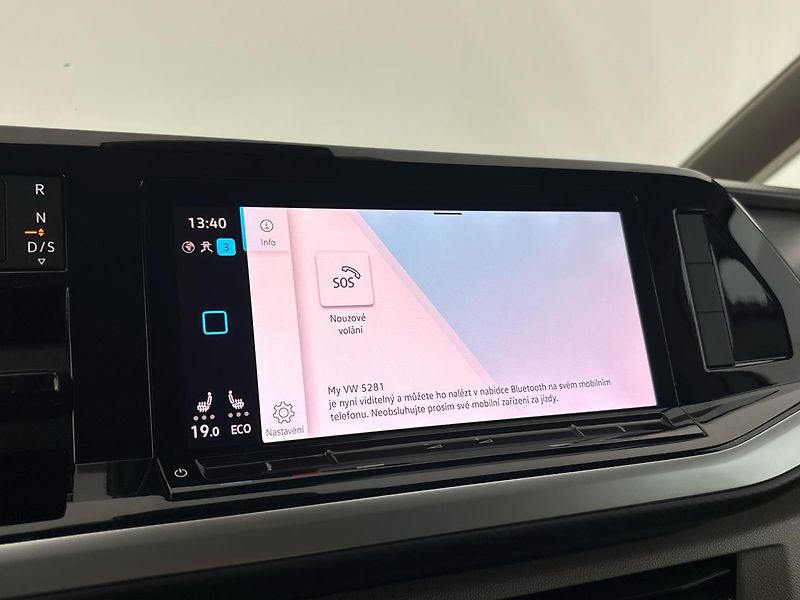 Volkswagen Multivan Life DSG eHybrid - fotka 24 z 30