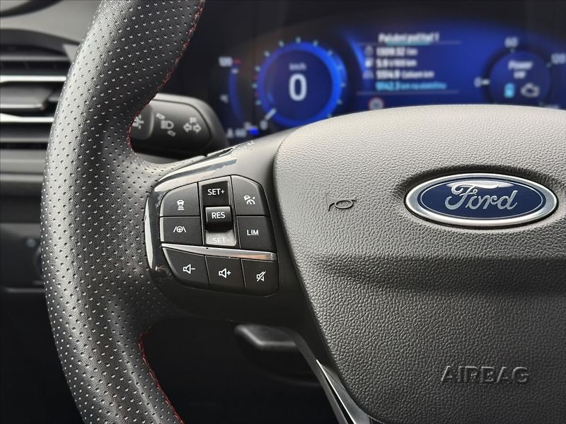 Ford Kuga 2,5 HEV ST-Line AWD AUT - fotka 20 z 30