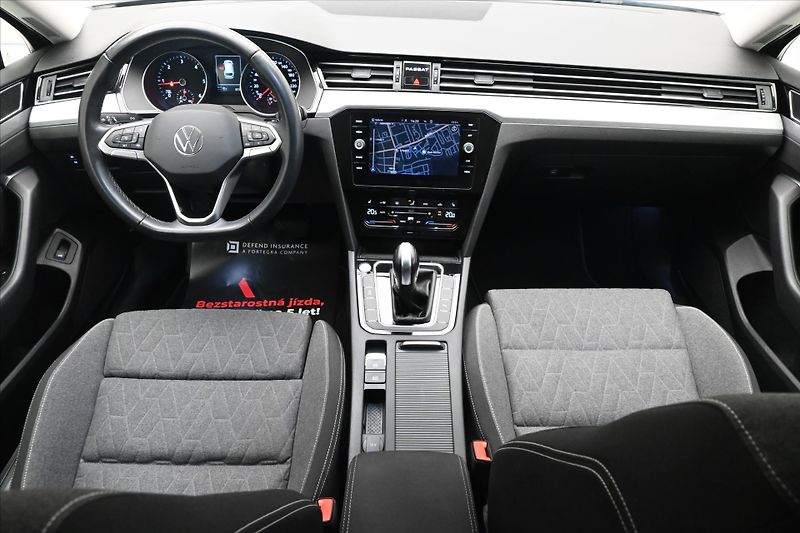 Volkswagen Passat 2,0 TDI 110kW DSG Business Zár - fotka 15 z 32