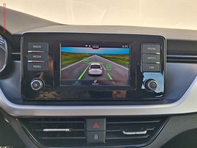 Škoda Scala (2021) 1.5 TSi, 2.maj,ČR, Ambition - fotka 15 z 15