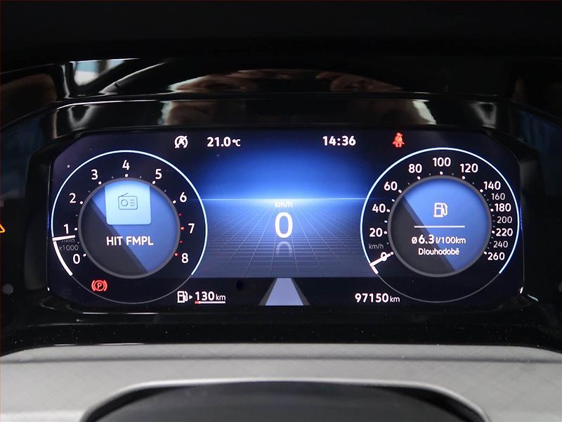 Volkswagen Golf (2023) Life 1.5 TSI, ČR,1.maj - fotka 11 z 18