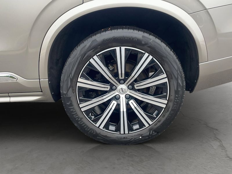Volvo XC90 (2021) B5, 4X4, VZDUCH, ADAPT.SVĚTLA - fotka 21 z 22