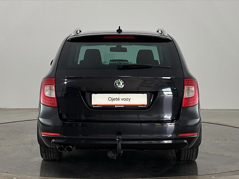 Škoda Superb Ambition - fotka 17 z 27