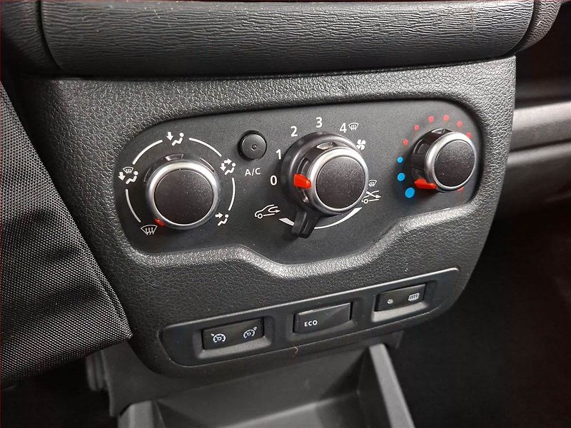 Dacia Dokker (2020) Stepway 1.3 TCe, 5Míst, ČR - fotka 13 z 14