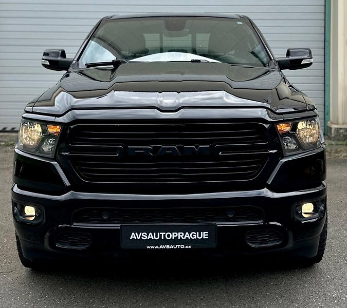 Dodge RAM (2021) 5.7 V8 HEMI LONG STAR 2021 RWD - fotka 2 z 32
