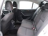 Škoda Octavia 1,6 TDI CZ Style LED Kessy - náhled 11