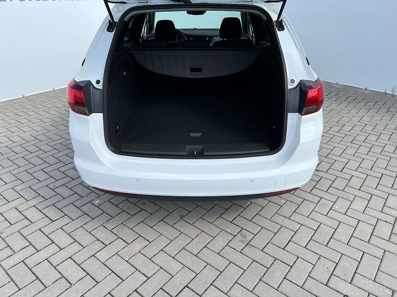 Opel Astra (2020) ST 1.2 turbo 96kW! Navi! - fotka 10 z 35