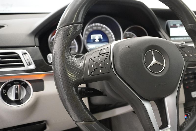 Mercedes-Benz Třídy E 350CDi automat - fotka 24 z 34