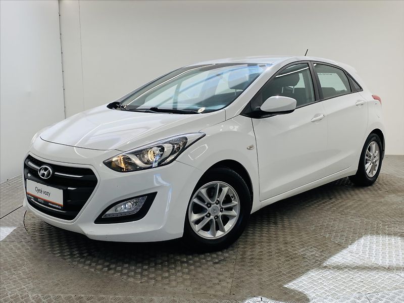 Hyundai i30 1,6 GDI 99kW 1.maj. ČR - fotka 1 z 22