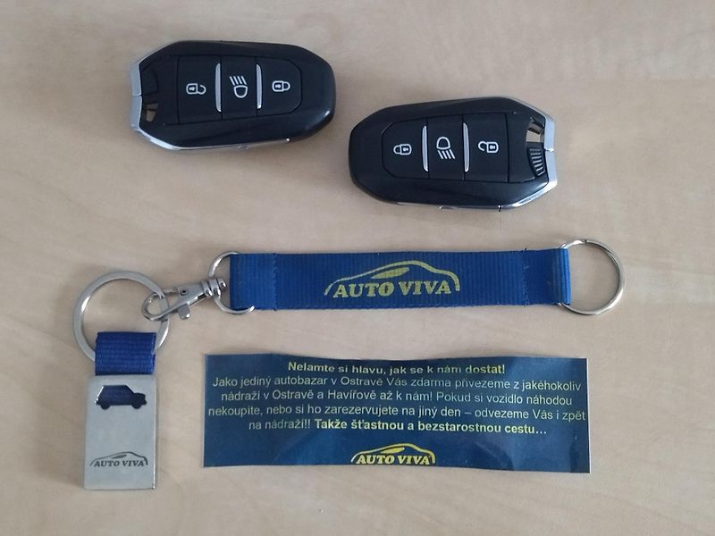 Toyota ProAce Verso 2,0D-4D130kW,L2, Shuttle,ČR - fotka 38 z 44