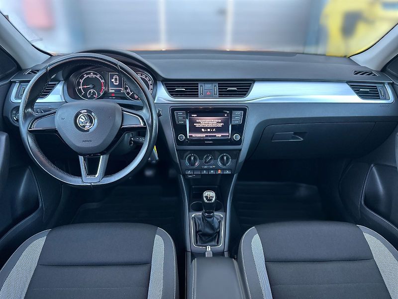 Škoda Rapid (2018) 1.0 TSI Ambition + - fotka 5 z 28