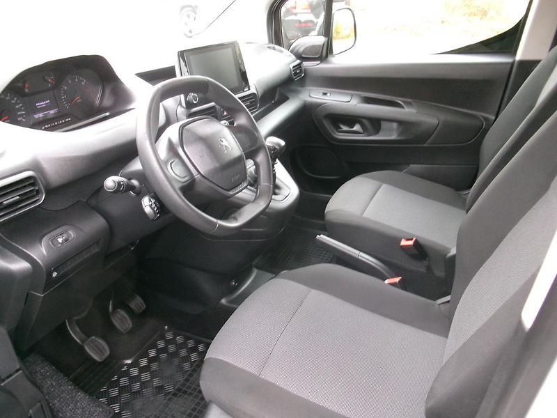 Peugeot Rifter (2022) 1.2i KOUPENO ČR,1.MAJITEL - fotka 10 z 16