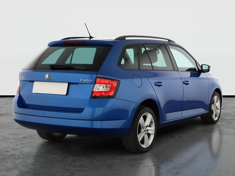 Škoda Fabia (2017) Style 1.2 TSI, Park. senzory - fotka 5 z 13