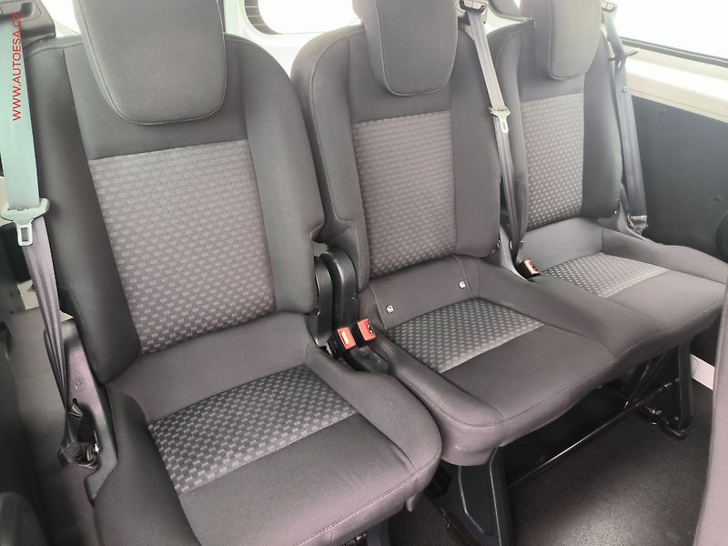 Ford Transit Custom (2021) 2.0TDCi L2H1 9míst, TREND, AC - fotka 12 z 19