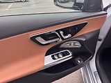 Mercedes-Benz Třídy E (2026) E 450 d 4MATIC - náhled 9