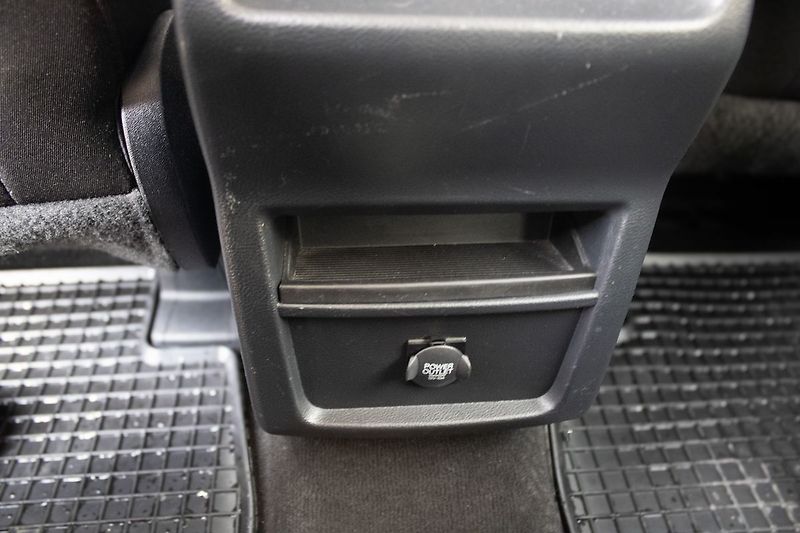 Ford S-MAX servisní knížka - fotka 31 z 36