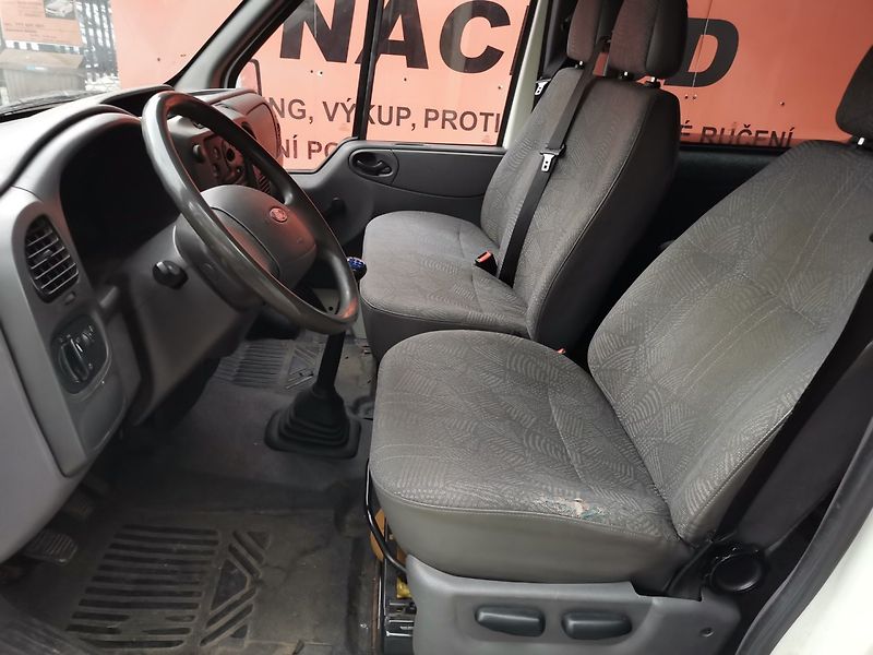 Ford Transit (2001) 2.0Di 55kw 6 míst +Spaní Tažné - fotka 10 z 25