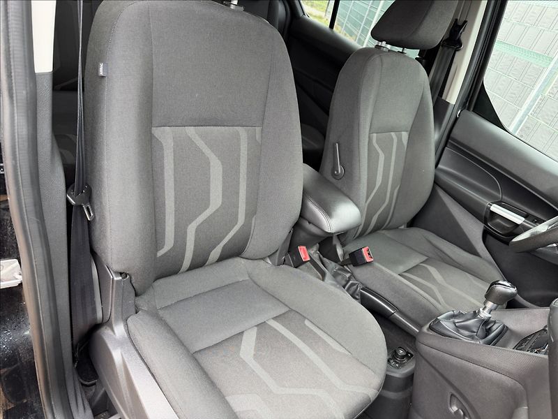 Ford Tourneo Connect 1.6 TDCi 7míst - fotka 12 z 15