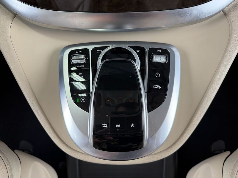 Mercedes-Benz Třídy V 250d AVANTGARDE LONG, BURMESTE - fotka 22 z 28