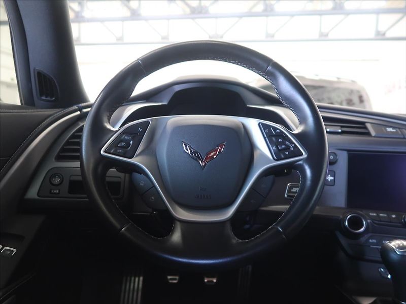 Chevrolet Corvette 6,2 V8 466HP TARGA 43 200 KM - fotka 22 z 35