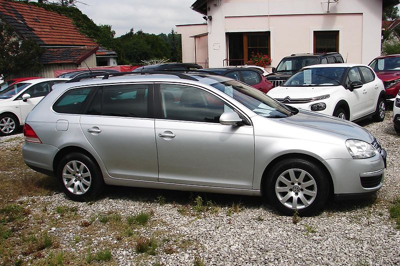 Volkswagen Golf V 1.9 TDi 105PS BlueMotion Pan - fotka 5 z 40