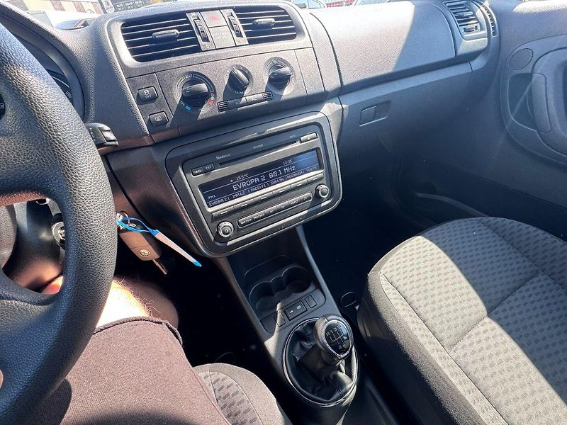 Škoda Fabia (2010) 1,2 TSI 63 KW STK - fotka 30 z 50