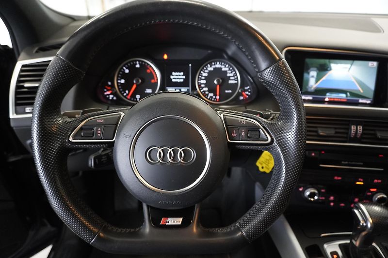 Audi Q5 3.0 TDI 190kW QUATTRO S-LINE - fotka 27 z 37