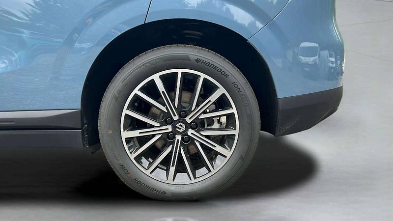 Leapmotor B10 (2026) Design hybrid EV baterie 18,8k - fotka 26 z 30