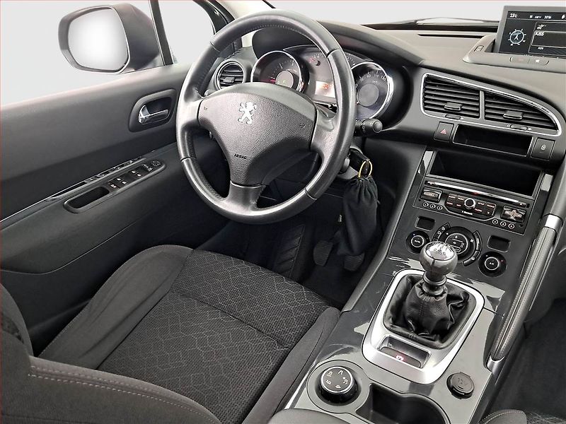 Peugeot 3008 (2014) 1.6 HDi, Tempomat - fotka 7 z 16
