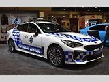 Australané vystavili první zahraniční automobil, který bude sloužit tamější polici. Samozřejmě že má motor V6.