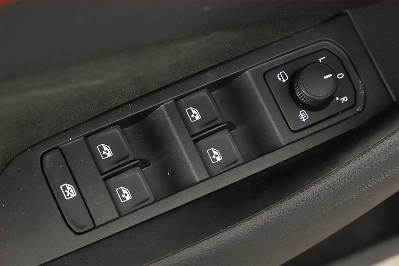 Škoda Scala (2025) 1.0 TSI, Drive, FullLed - fotka 19 z 20