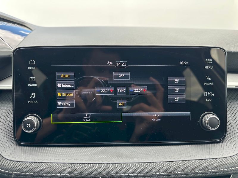 Škoda Fabia (2025) 1,0 TSI / 85 KW / DSG / Top Se - fotka 14 z 30