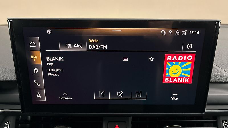 Audi A4 2.0 40TDI S Tronic Quattro - fotka 11 z 29