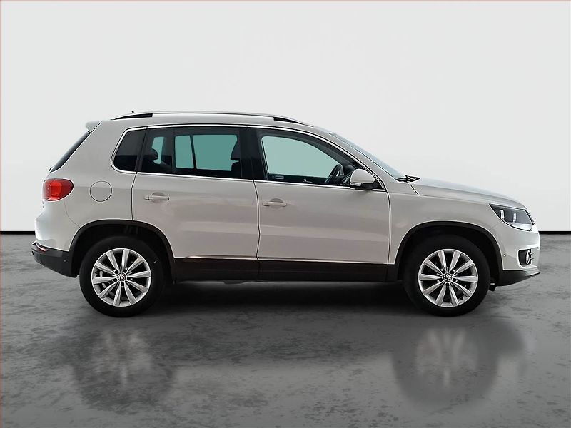 Volkswagen Tiguan (2012) 2.0 TDI, 4X4, Tempomat - fotka 6 z 17